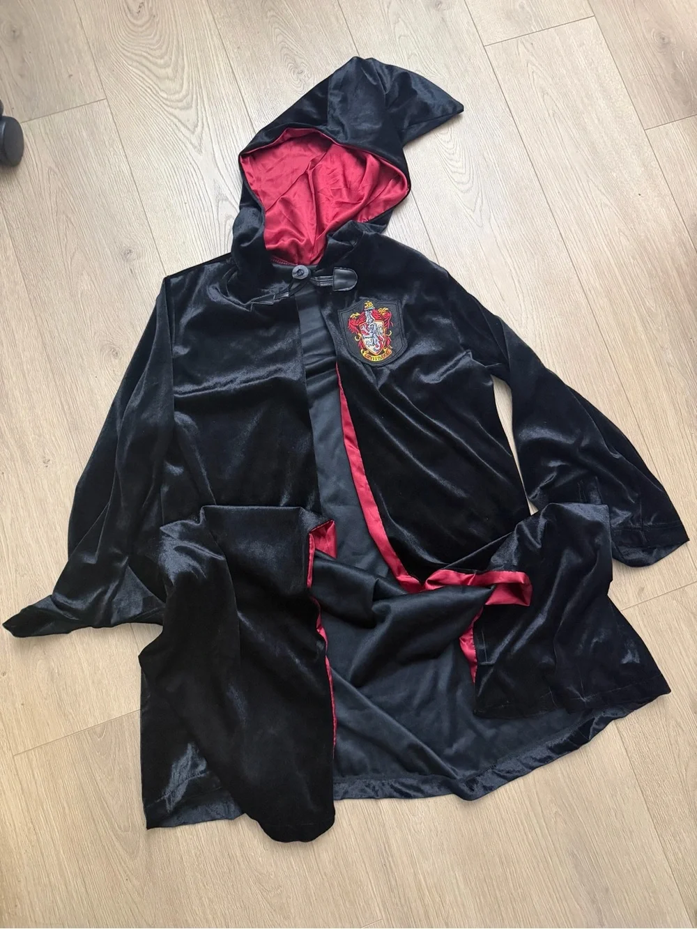 Gryffindor Velvet Hooded Cloak with Red Lining youth size large